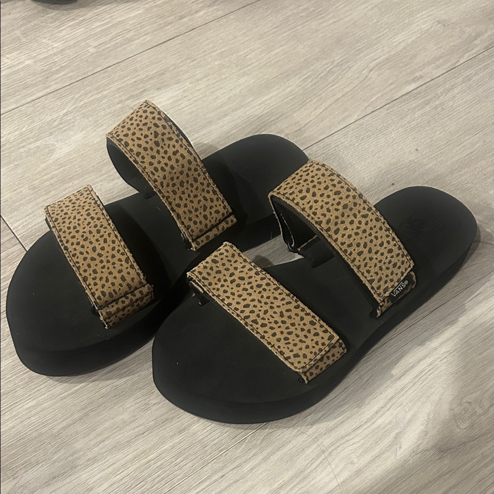 Vans Black and Tan Leopard Sandals NWOT